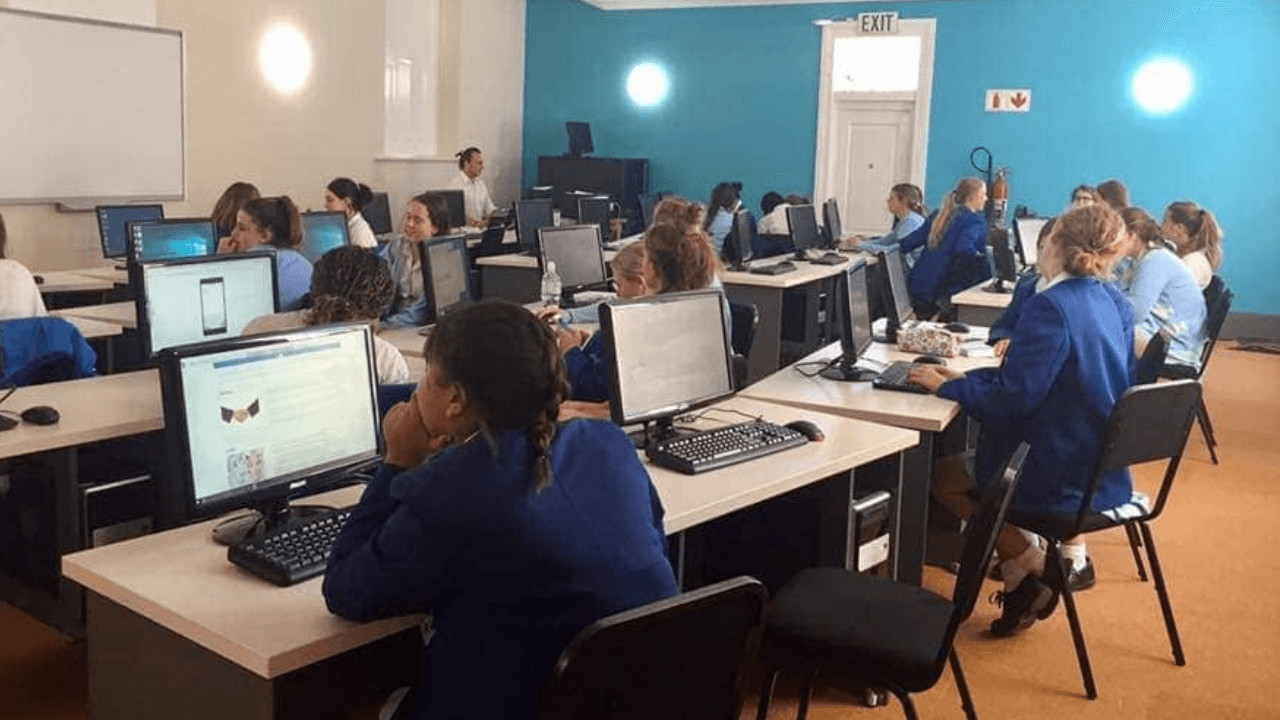 Teaching Python Smarter: A Data-Driven Approach to Teaching Coding